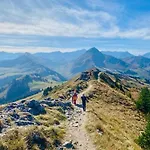Near Alpesi faház *